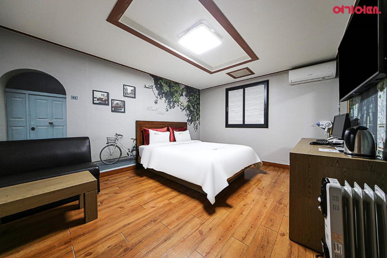 World Hotel Chuncheon Exterior foto